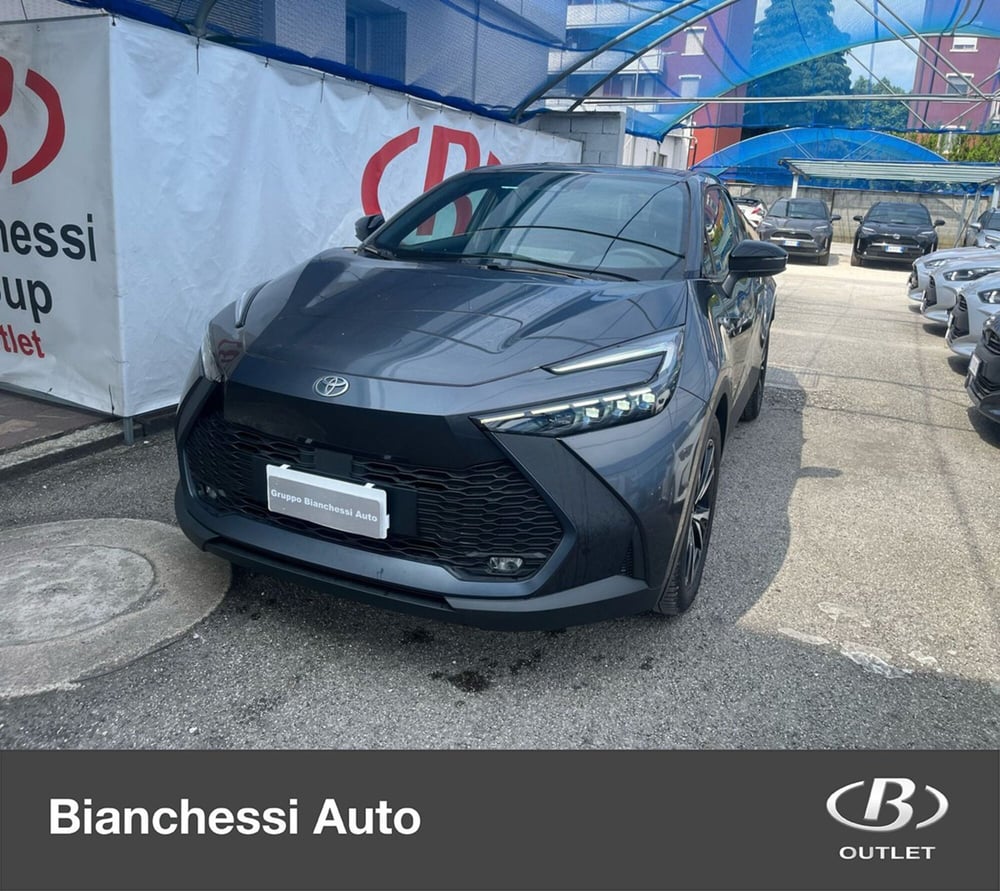 Toyota Toyota C-HR nuova a Cremona
