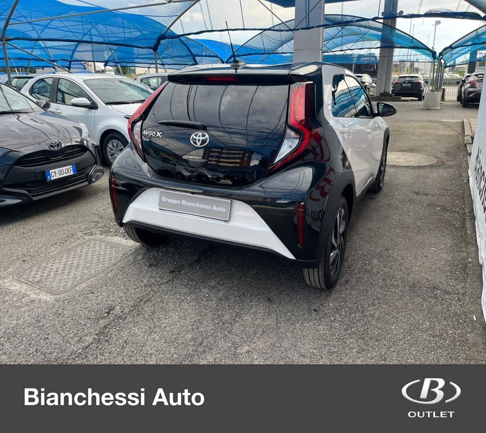 Toyota Aygo X nuova a Cremona (5)