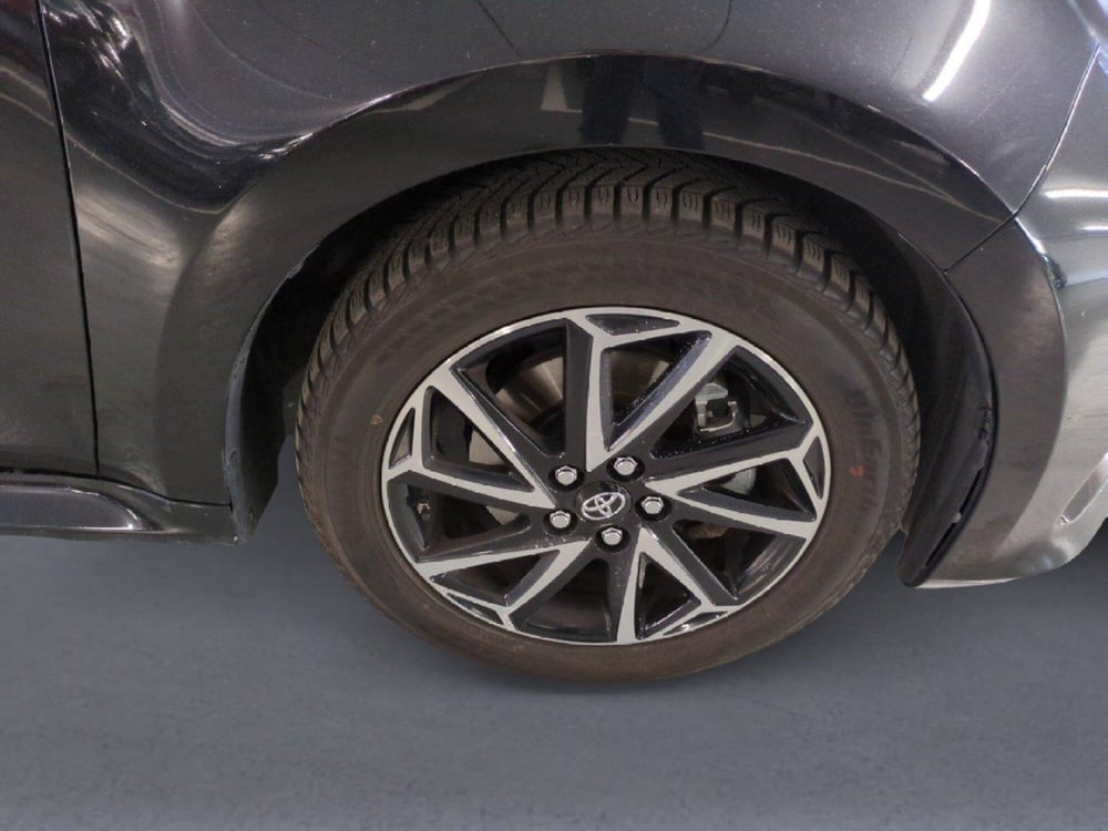 Toyota Yaris usata a Milano (10)