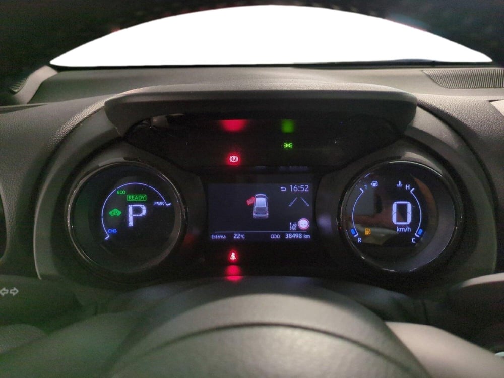 Toyota Yaris usata a Milano (16)