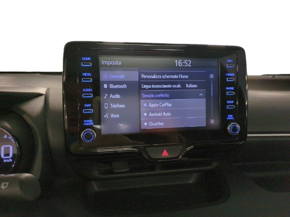 Toyota Yaris usata a Milano (17)
