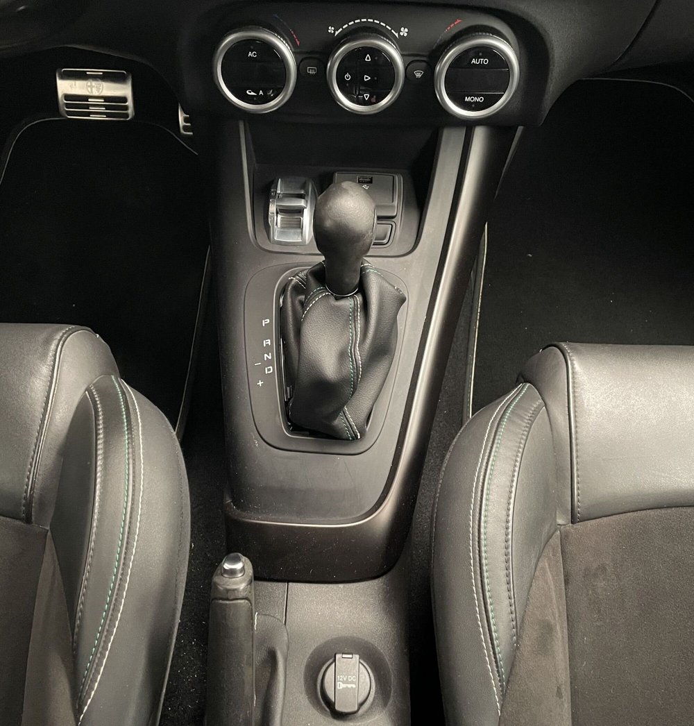 Alfa Romeo Giulietta usata a Novara (13)