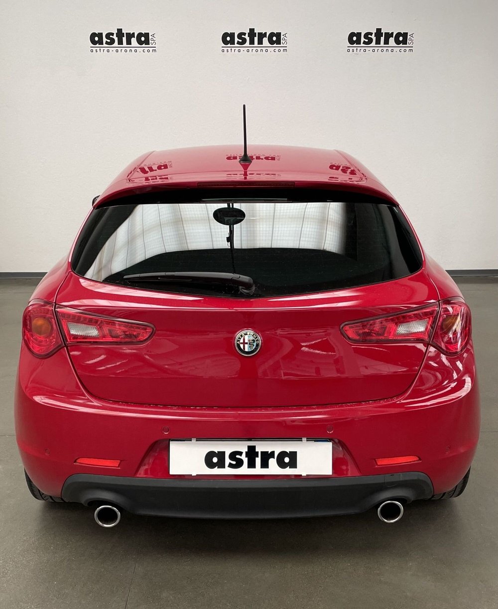 Alfa Romeo Giulietta usata a Novara (5)