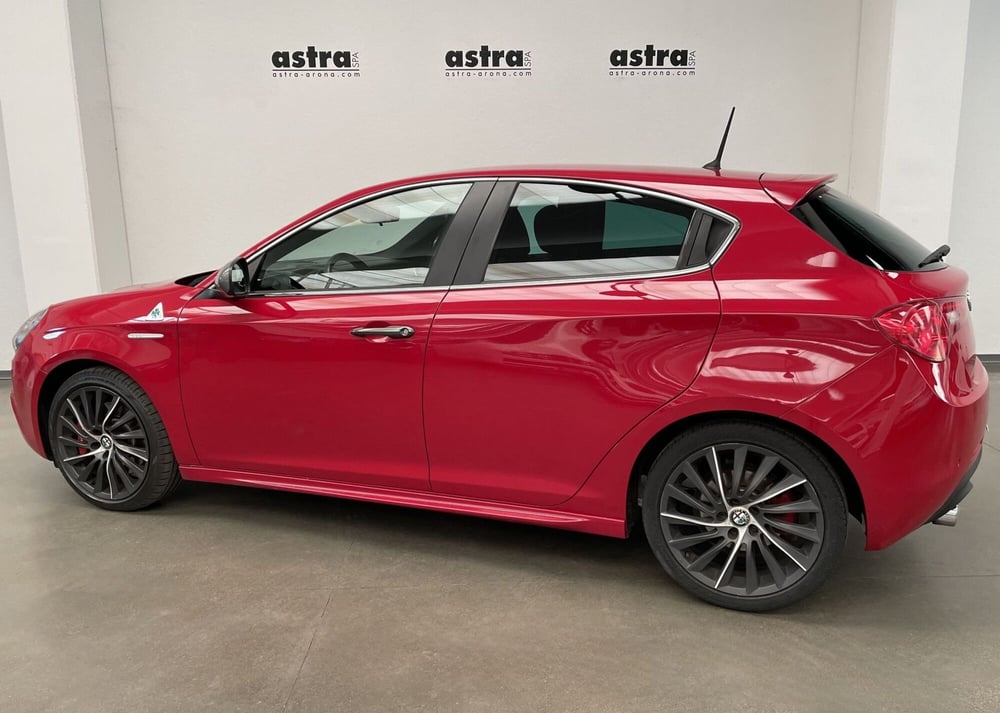 Alfa Romeo Giulietta usata a Novara (6)
