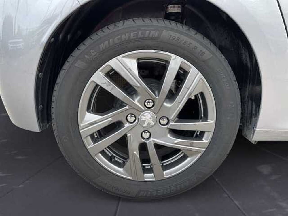Peugeot 208 usata a Ragusa (13)