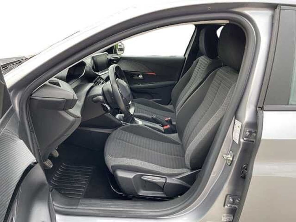 Peugeot 208 usata a Ragusa (16)
