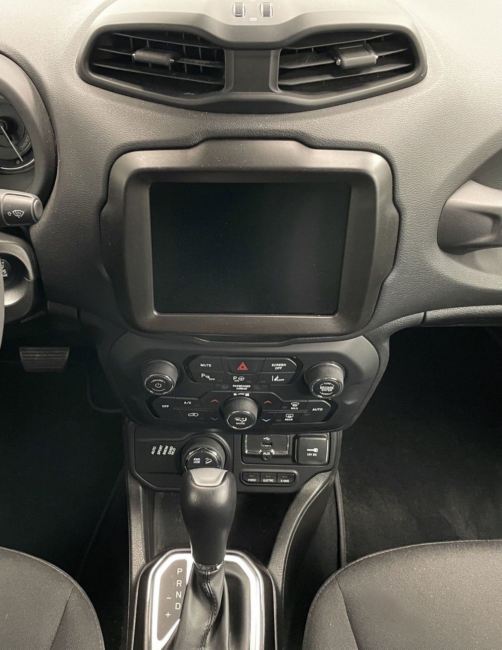 Jeep Renegade usata a Novara (13)