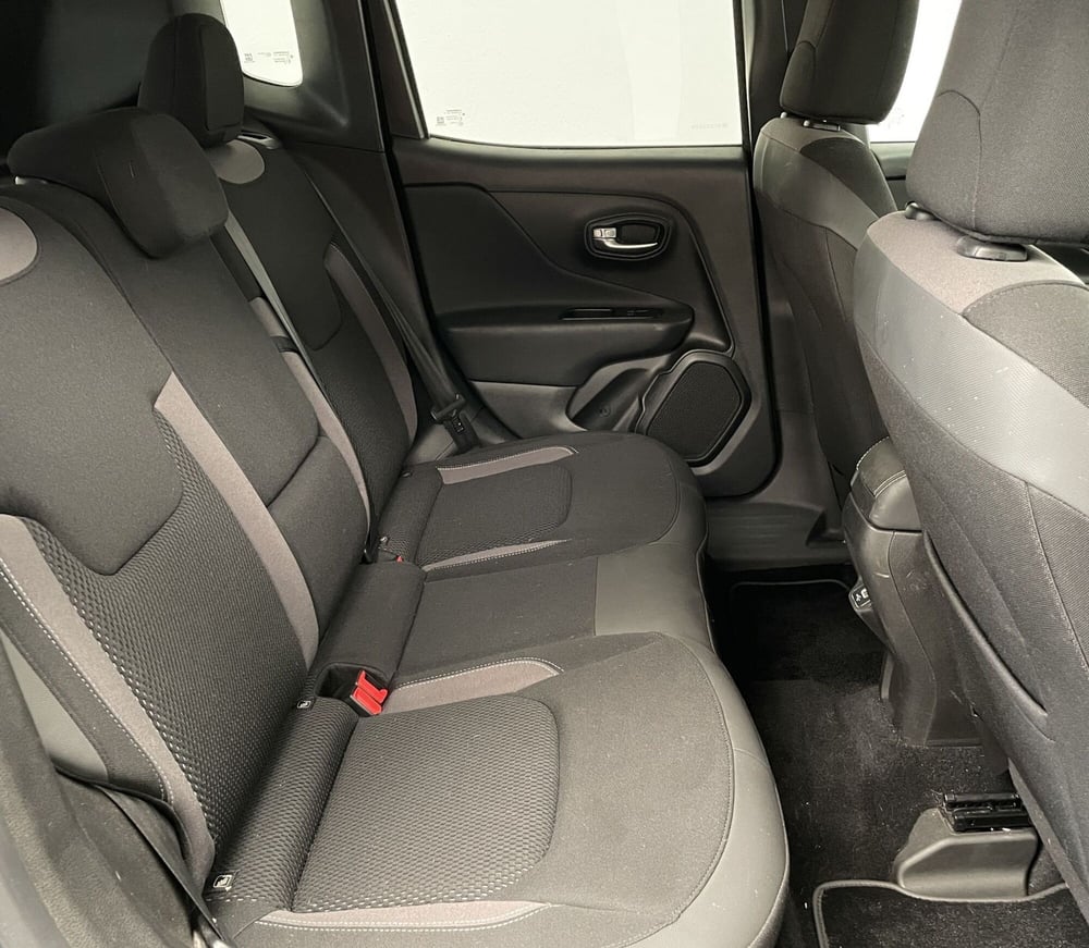 Jeep Renegade usata a Novara (9)