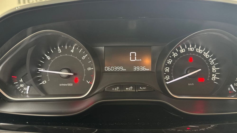 Peugeot 2008 usata a Viterbo (13)
