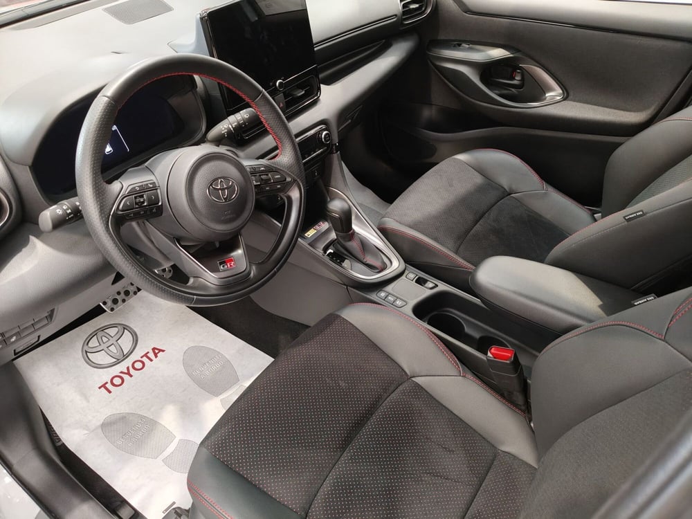 Toyota Yaris GR Sport usata a Roma (13)