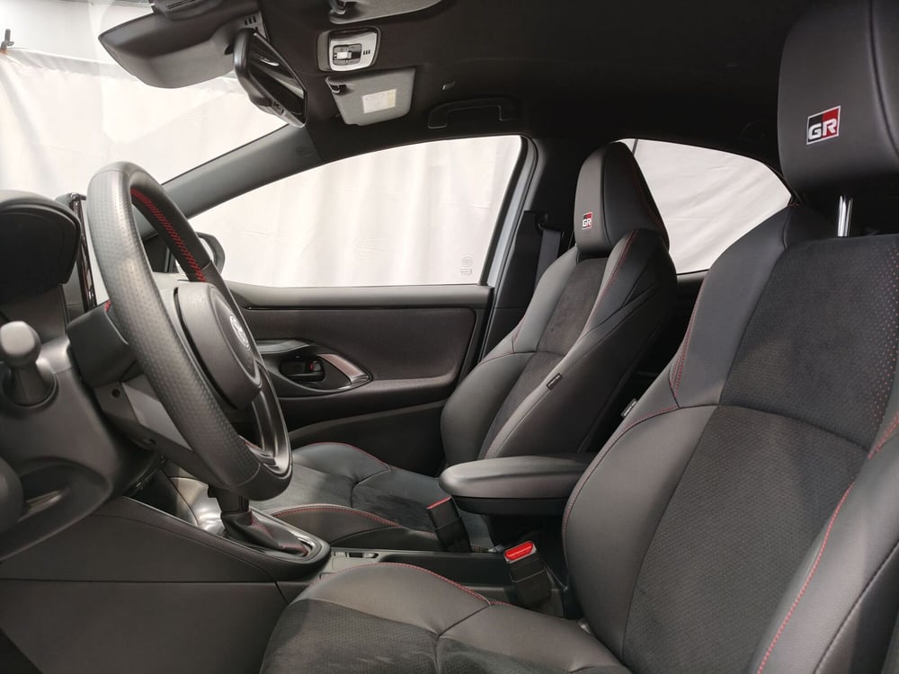 Toyota Yaris GR Sport usata a Roma (15)