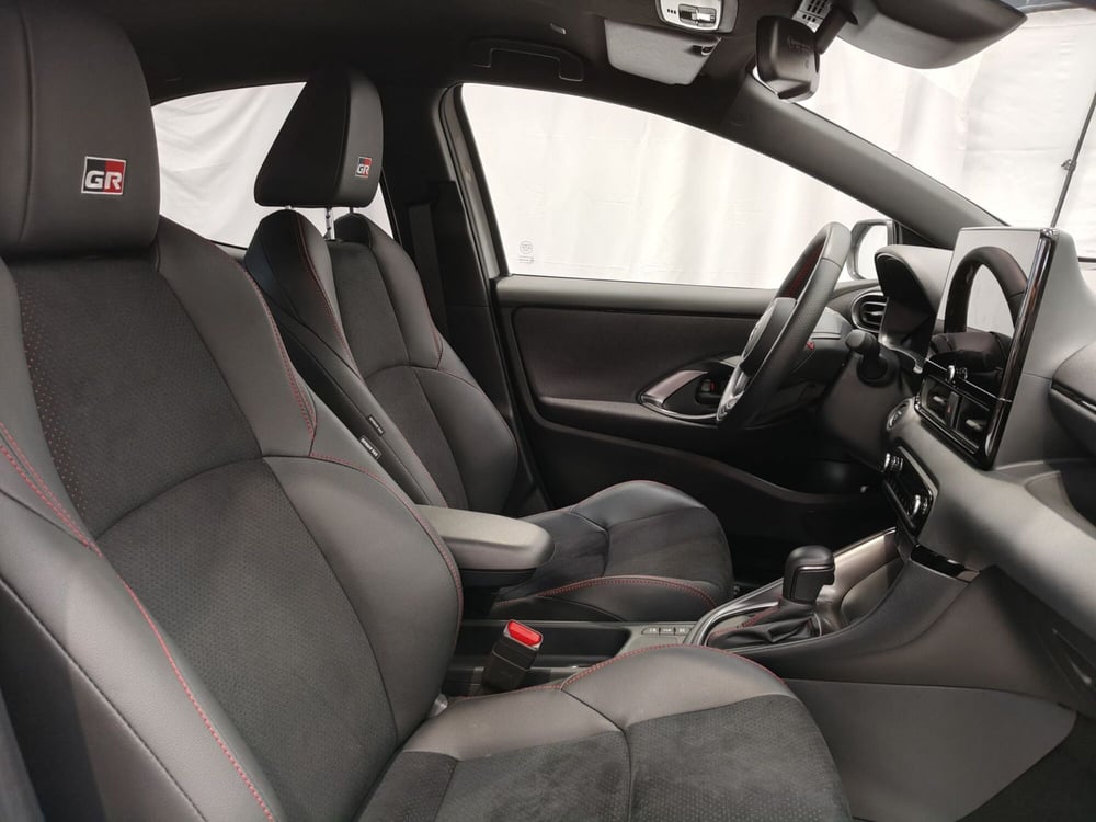 Toyota Yaris GR Sport usata a Roma (6)