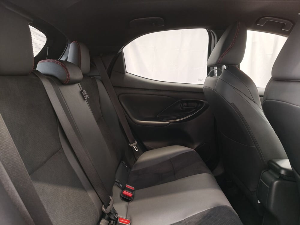 Toyota Yaris GR Sport usata a Roma (8)