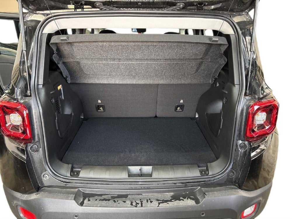 Jeep Renegade nuova a Caltanissetta (14)