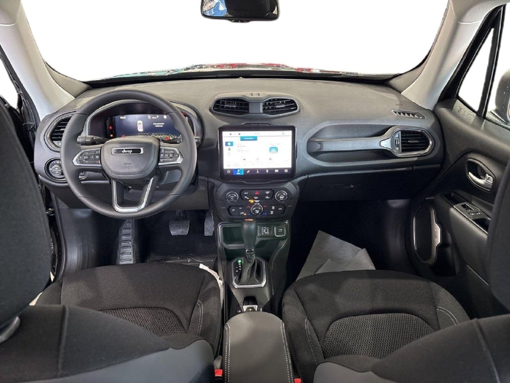 Jeep Renegade nuova a Caltanissetta (18)