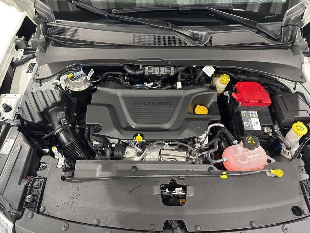 Jeep Compass nuova a Caltanissetta (13)