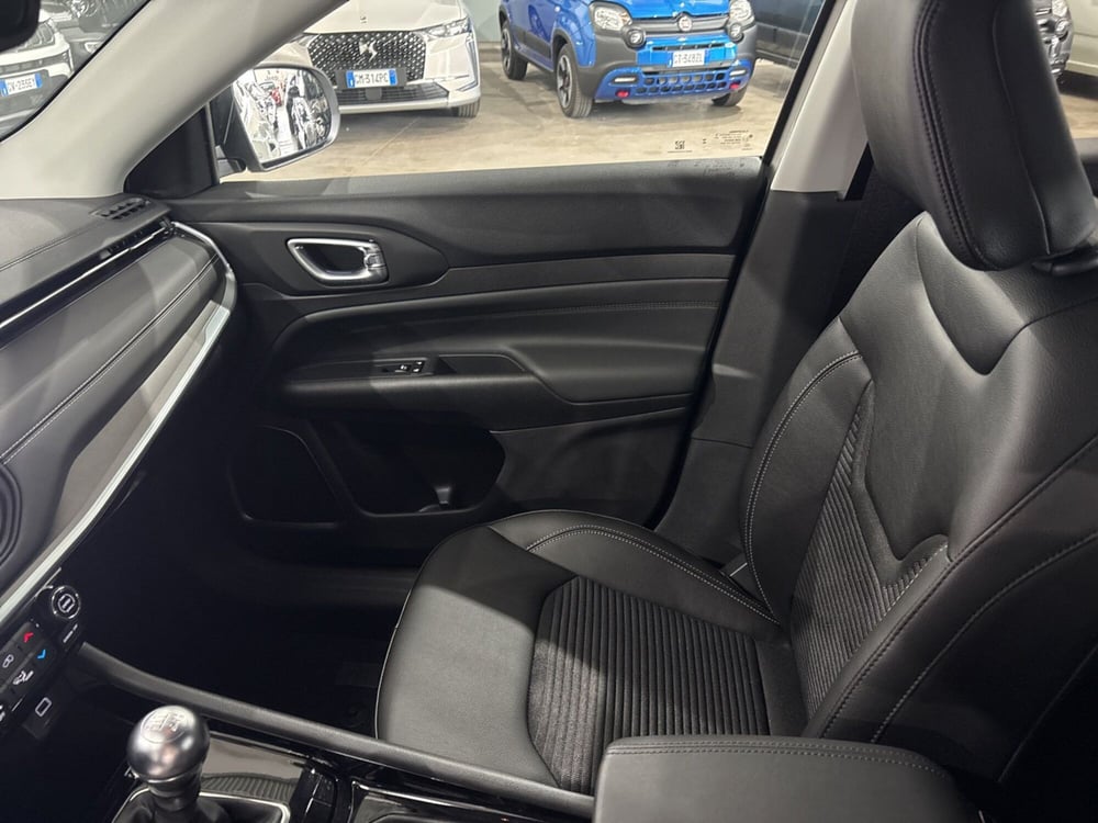 Jeep Compass nuova a Caltanissetta (17)