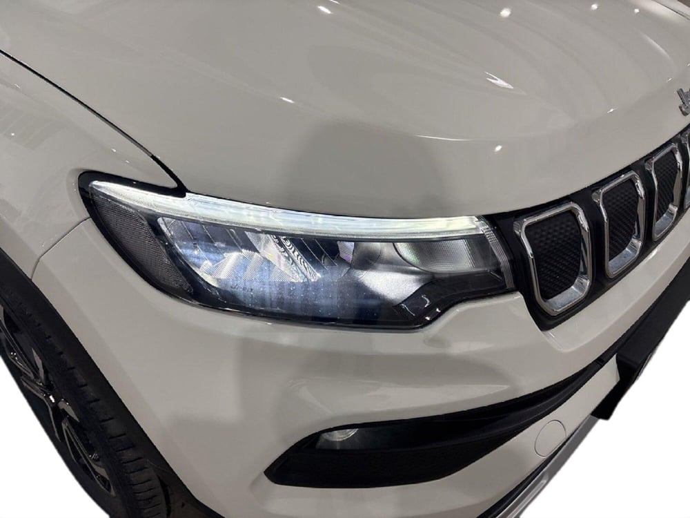 Jeep Compass nuova a Caltanissetta (9)