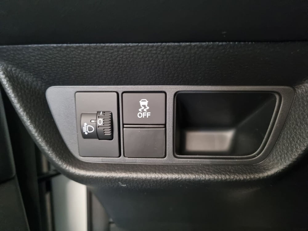 Honda ZR-V usata a Pavia (20)