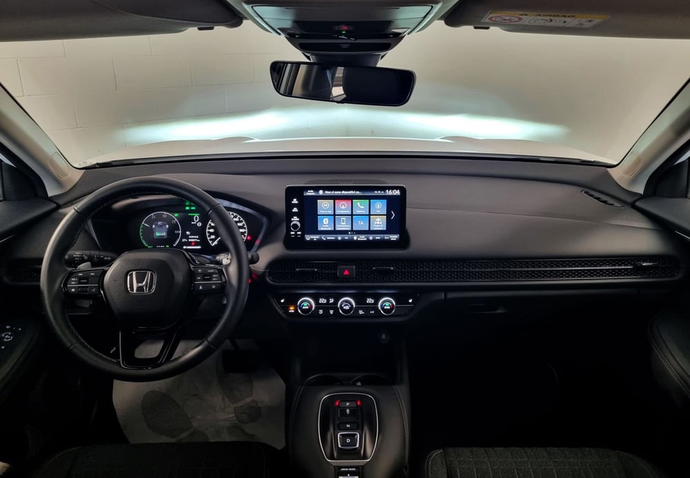 Honda ZR-V usata a Pavia (8)