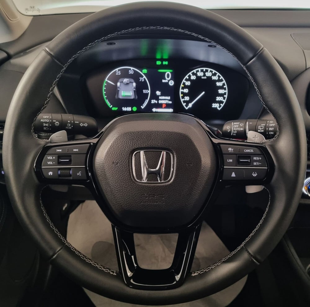 Honda ZR-V usata a Pavia (9)