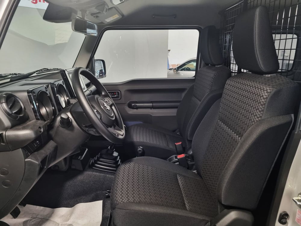 Suzuki Jimny nuova a Pavia (6)