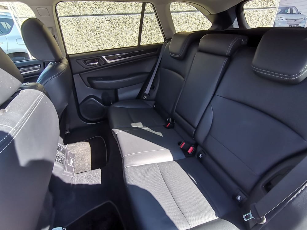 Subaru Outback usata a Ravenna (12)