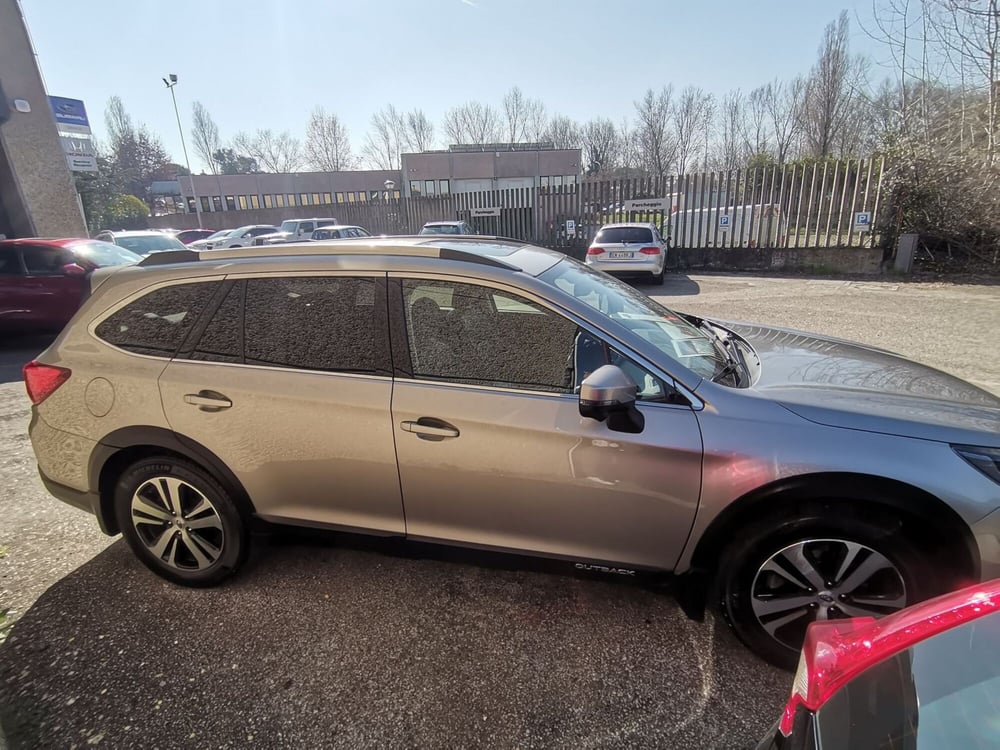 Subaru Outback usata a Ravenna (5)