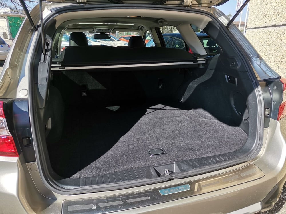 Subaru Outback usata a Ravenna (7)