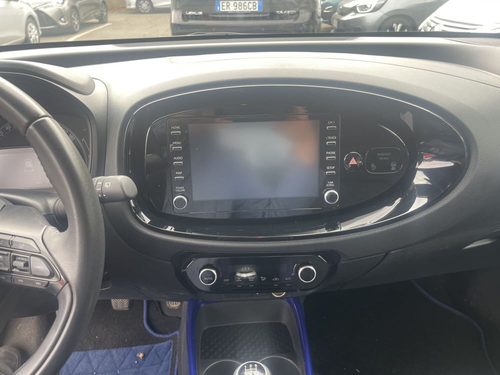 Toyota Aygo X usata a Bologna (11)