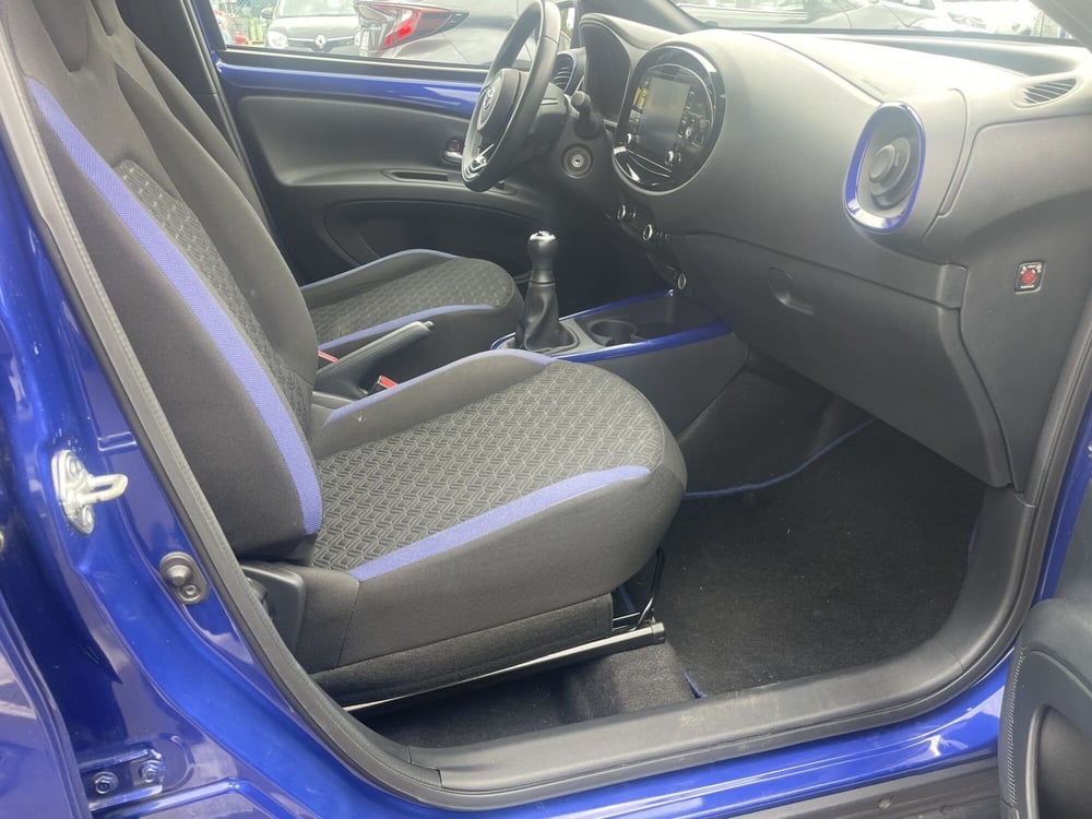 Toyota Aygo X usata a Bologna (13)