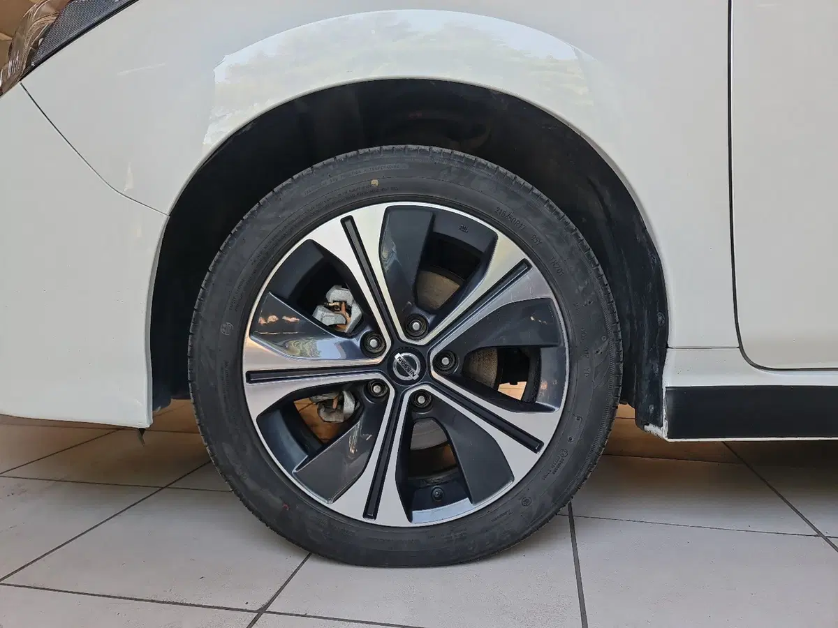 Nissan Leaf usata a Bologna (7)