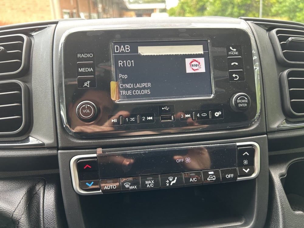 Toyota Proace Max Furgone nuova a Bologna (14)