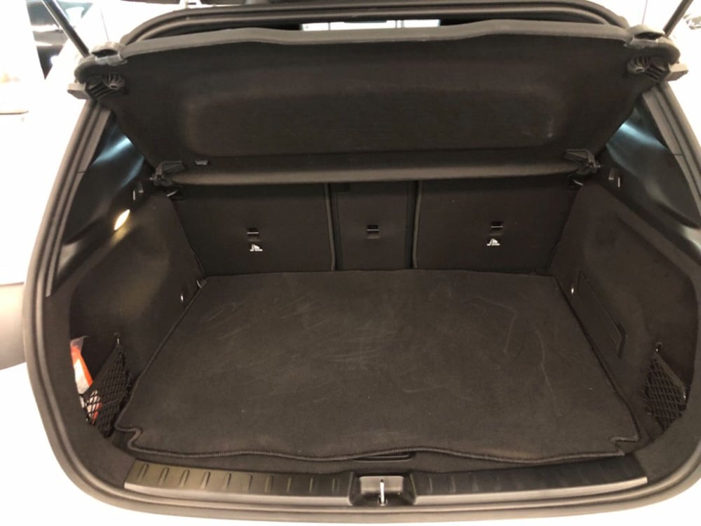 Mercedes-Benz GLA SUV usata a Grosseto (15)