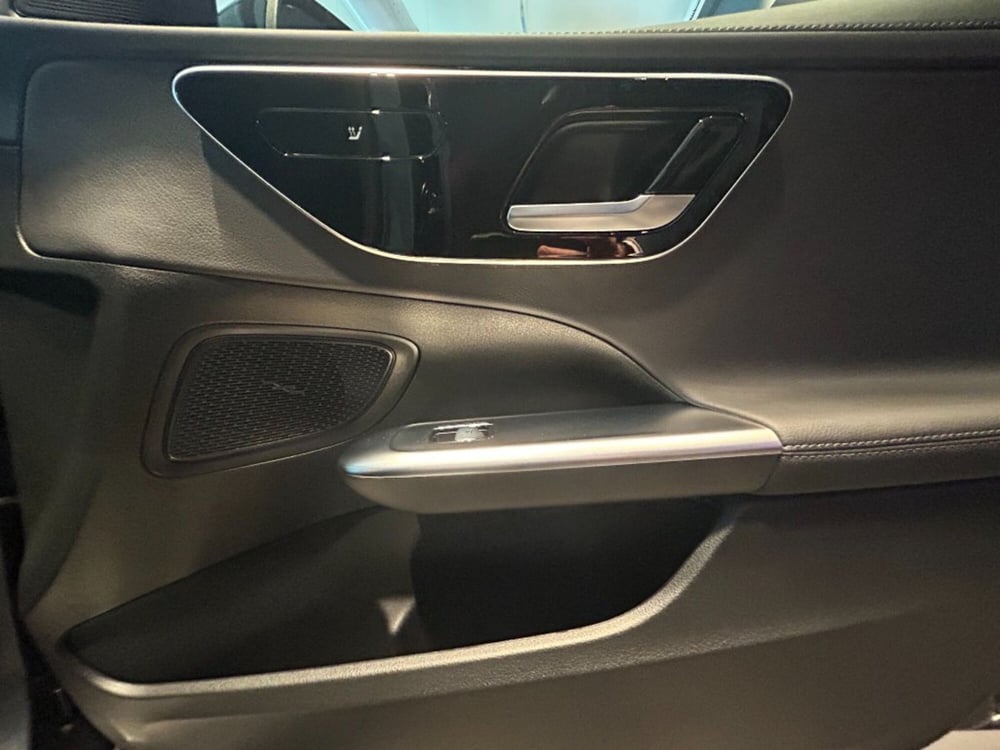 Mercedes-Benz Classe C nuova a Firenze (18)