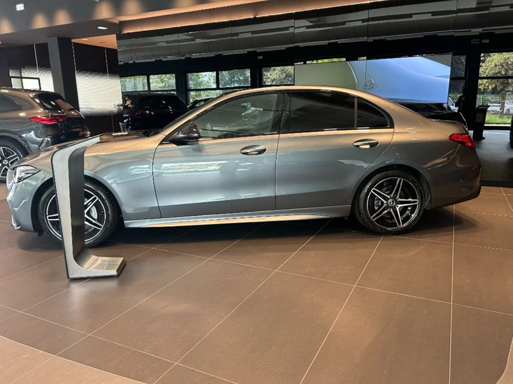 Mercedes-Benz Classe C nuova a Firenze (2)