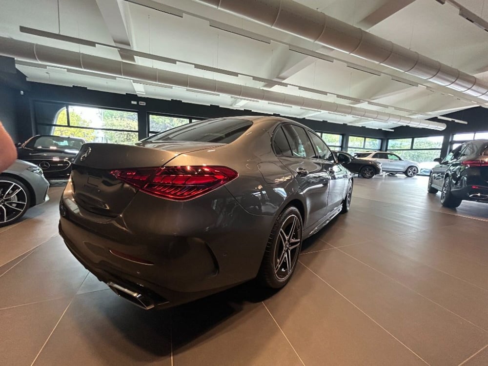 Mercedes-Benz Classe C nuova a Firenze (6)
