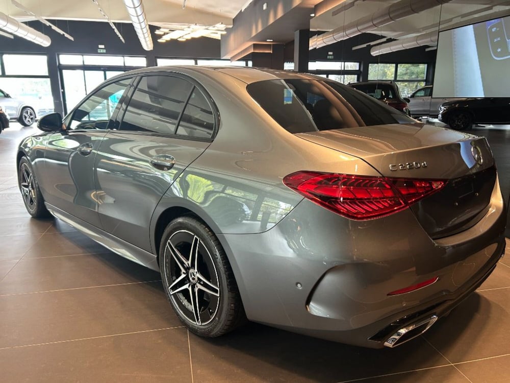Mercedes-Benz Classe C nuova a Firenze (8)