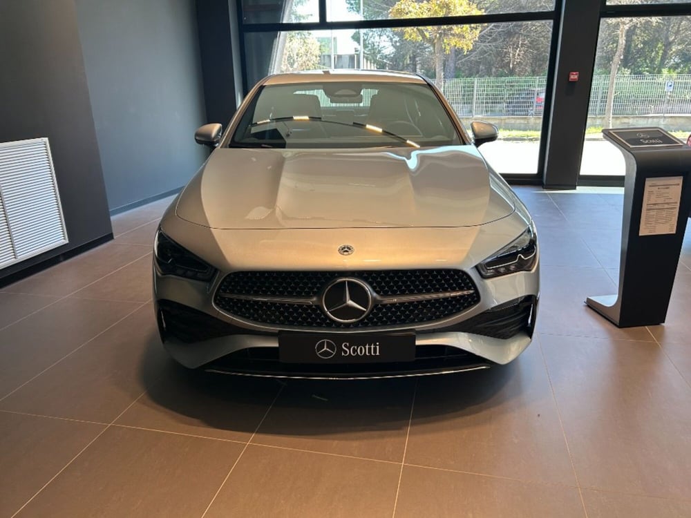 Mercedes-Benz CLA Shooting Brake nuova a Firenze (2)