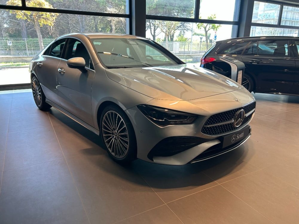 Mercedes-Benz CLA Shooting Brake nuova a Firenze (3)