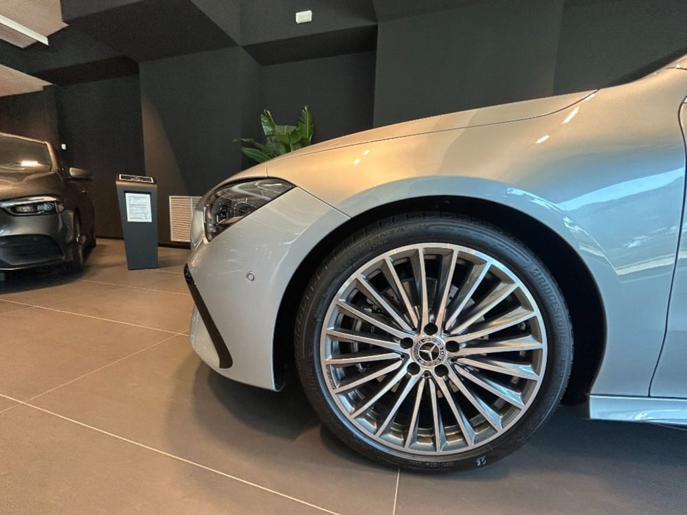 Mercedes-Benz CLA Shooting Brake nuova a Firenze (8)