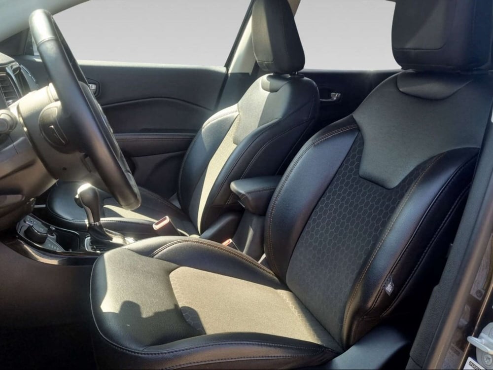 Jeep Compass usata a Livorno (9)