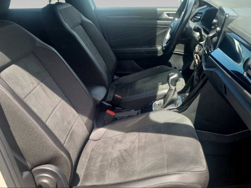 Volkswagen T-Roc usata a Livorno (12)
