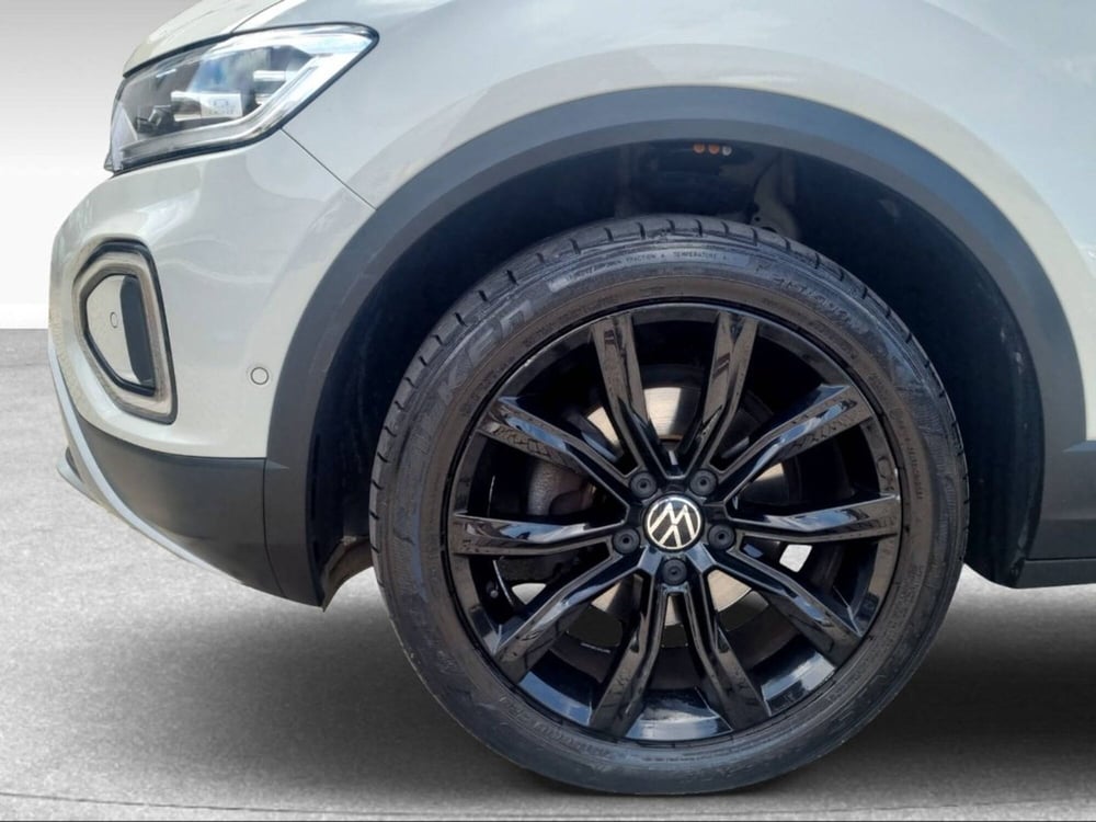Volkswagen T-Roc usata a Livorno (15)