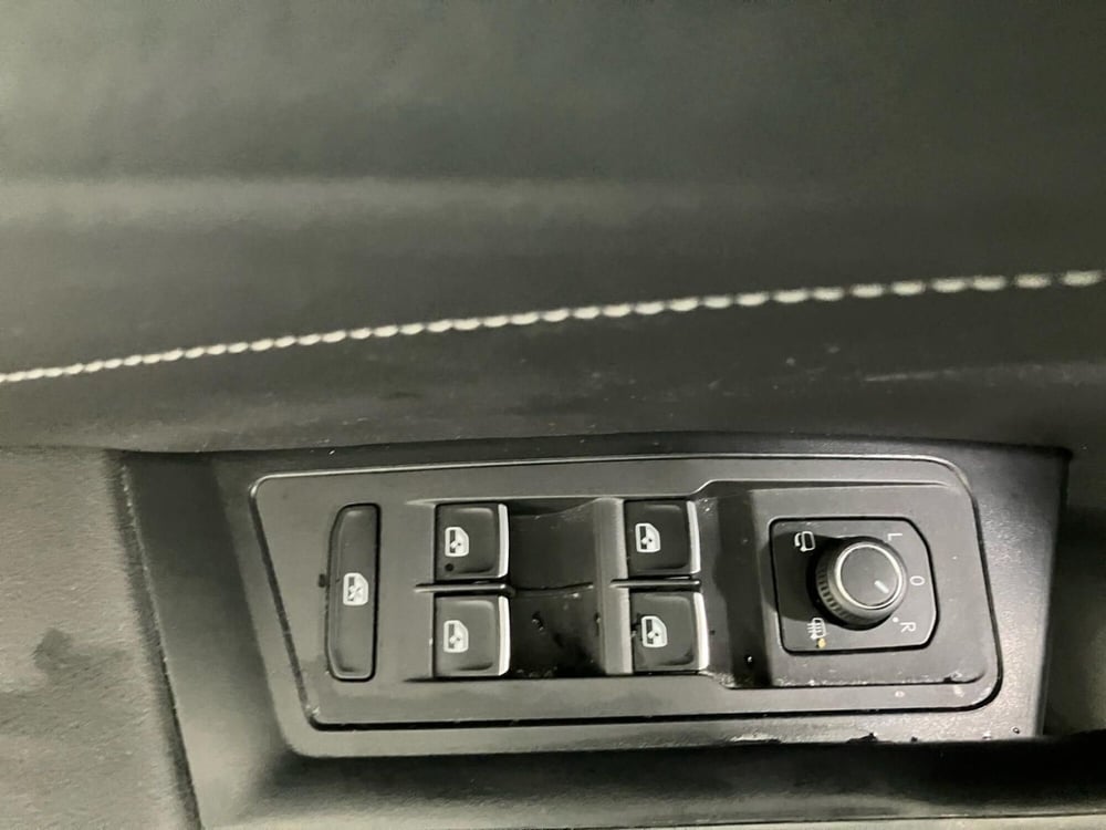 Volkswagen T-Roc usata a Bologna (18)