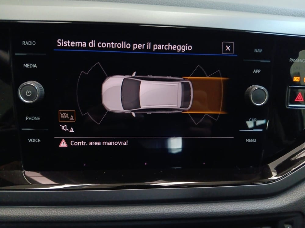Volkswagen Taigo usata a Bologna (13)