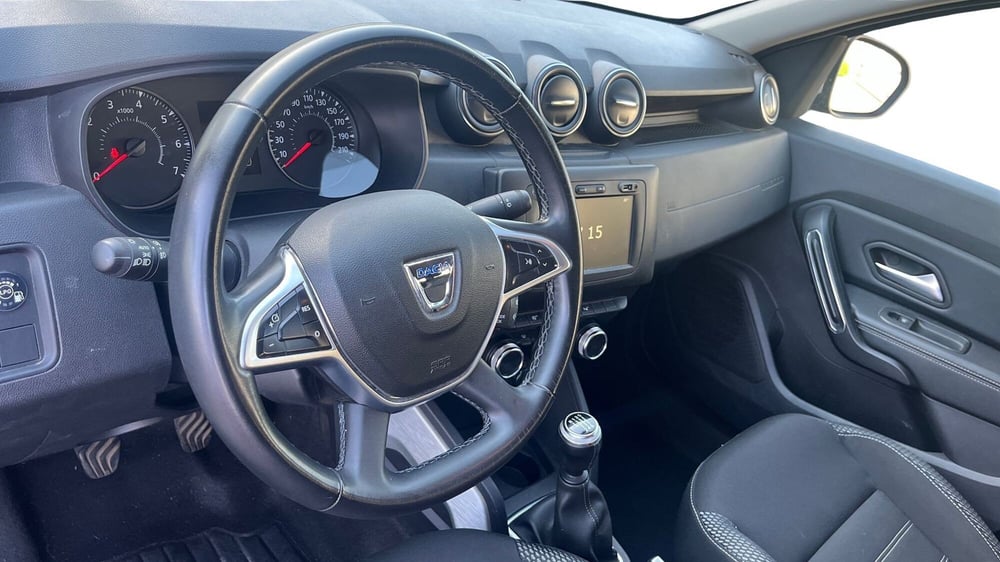 Dacia Duster usata a Catania (11)