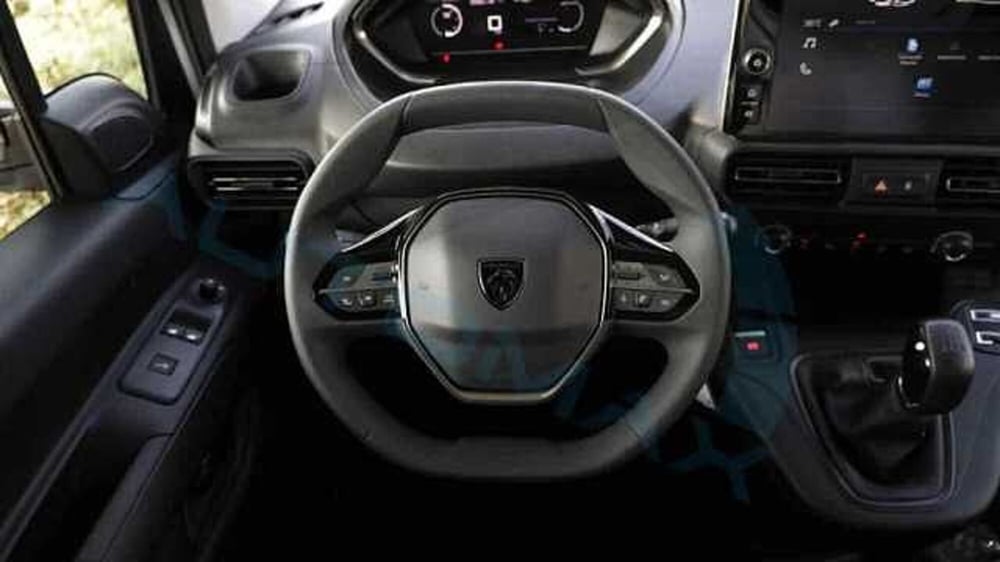 Peugeot Partner Furgone nuova a Brescia (12)