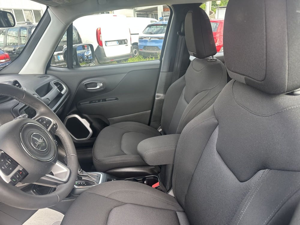 Jeep Renegade usata a Milano (11)