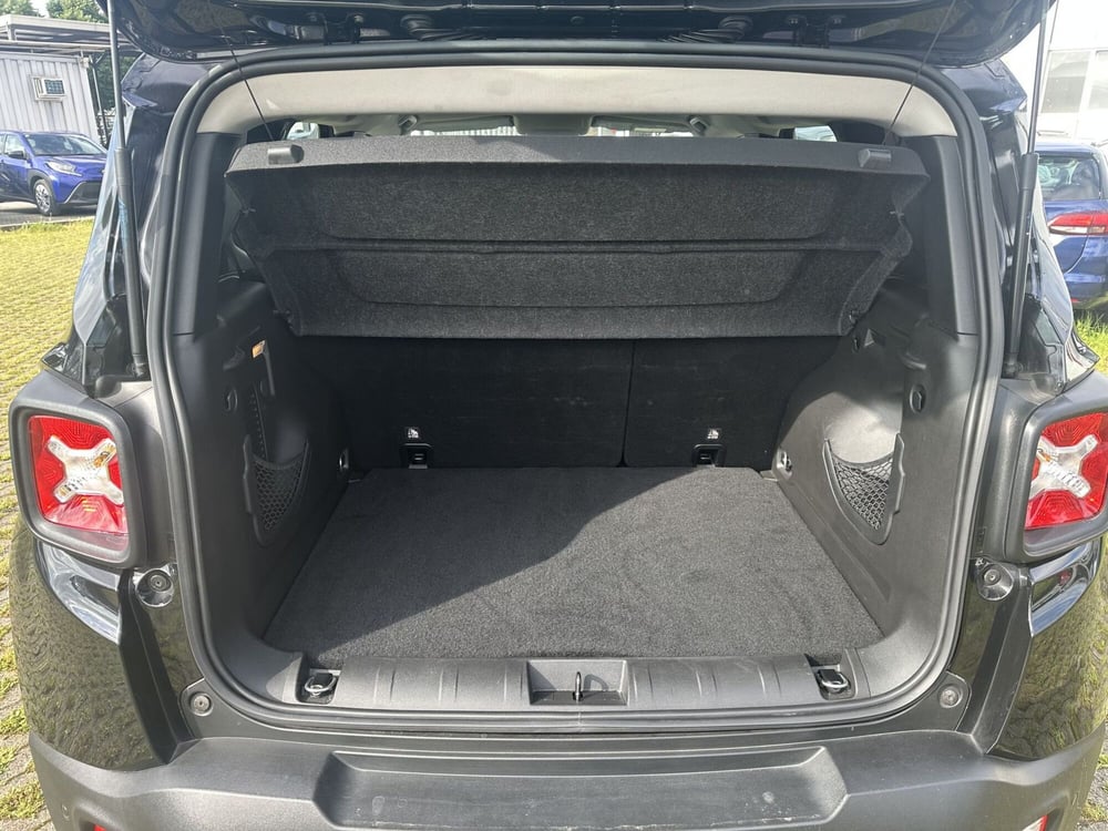 Jeep Renegade usata a Milano (8)